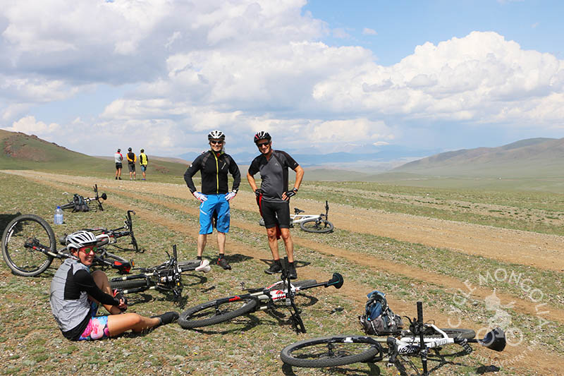 Bike Mongolia travel